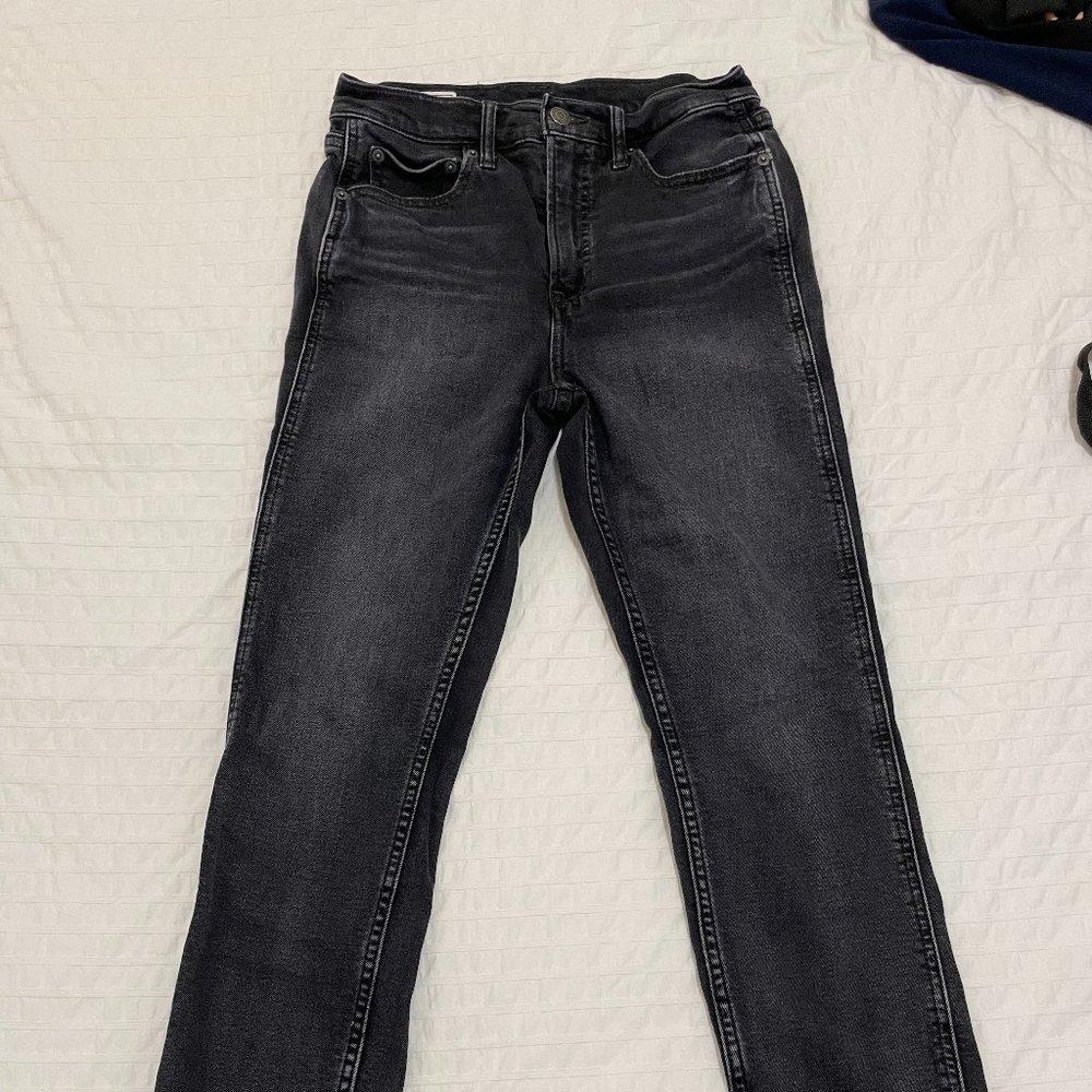 Gap Vintage Slim High Rise Jeans in Weathered Black
